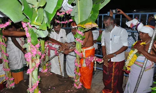 பழனி முருகன் கோவிலில் நவராத்திரி விழாவை முன்னிட்டு மகிசாசூர வதம் நிகழ்ச்சி