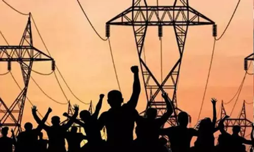 மின்வாரிய அலுவலகங்களில் காலி பணியிடங்களை நிரப்ப கோரிக்கை