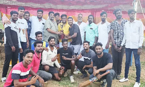 திண்டுக்கல்லில் கிரிக்கெட் போட்டியில் கங்குலி பாய்ஸ் அணி முதலிடம்