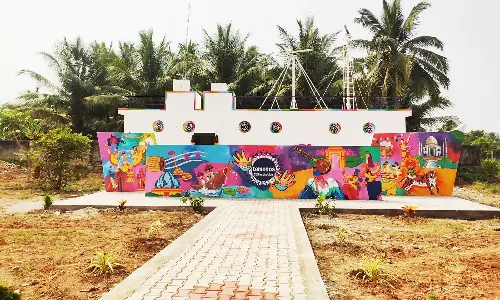 நவீன வசதிகளுடன் கப்பல் வடிவ கழிவறை