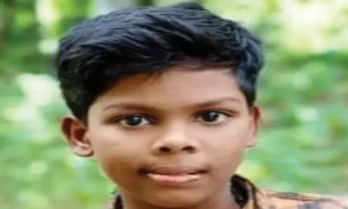 பேச்சிப்பாறை அருகே பாம்பு கடித்து பள்ளி மாணவன் பலி