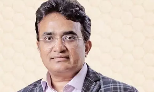 நடைபயிற்சியின்போது நாய்கள் துரத்தியதால் கீழே விழுந்த தொழில் அதிபர் மரணம்