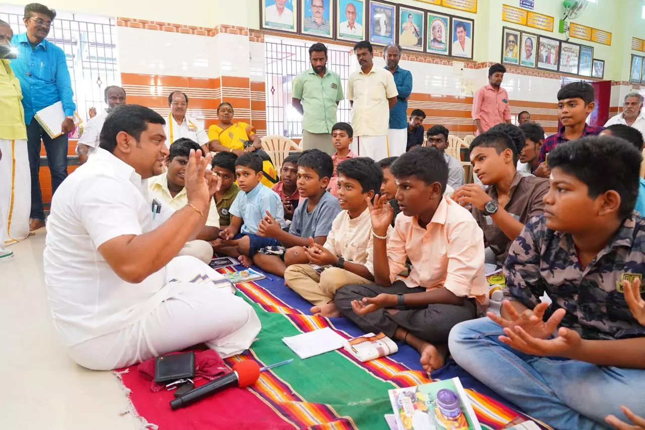 இசை பயிற்சி வகுப்புகள் தொடக்கம் இசை பயிற்சி வகுப்புகள் தொடக்கம்