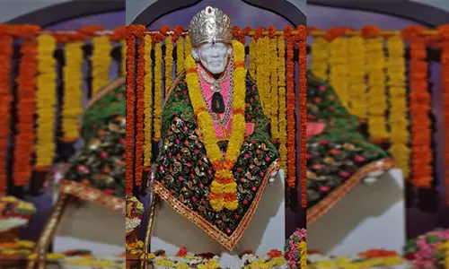 கீரம்பூர் அருகே தொட்டிப்பட்டி சாய்பாபா குருபூஜை