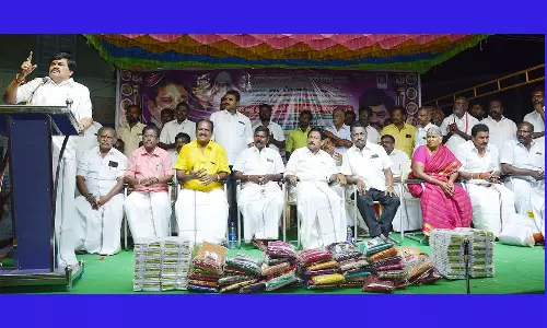 பாராளுமன்ற ேதர்தலில் 40 ெதாகுதிகளிலும் அ.தி.மு.க.வை வெற்றி பெற செய்ய வேண்டும்