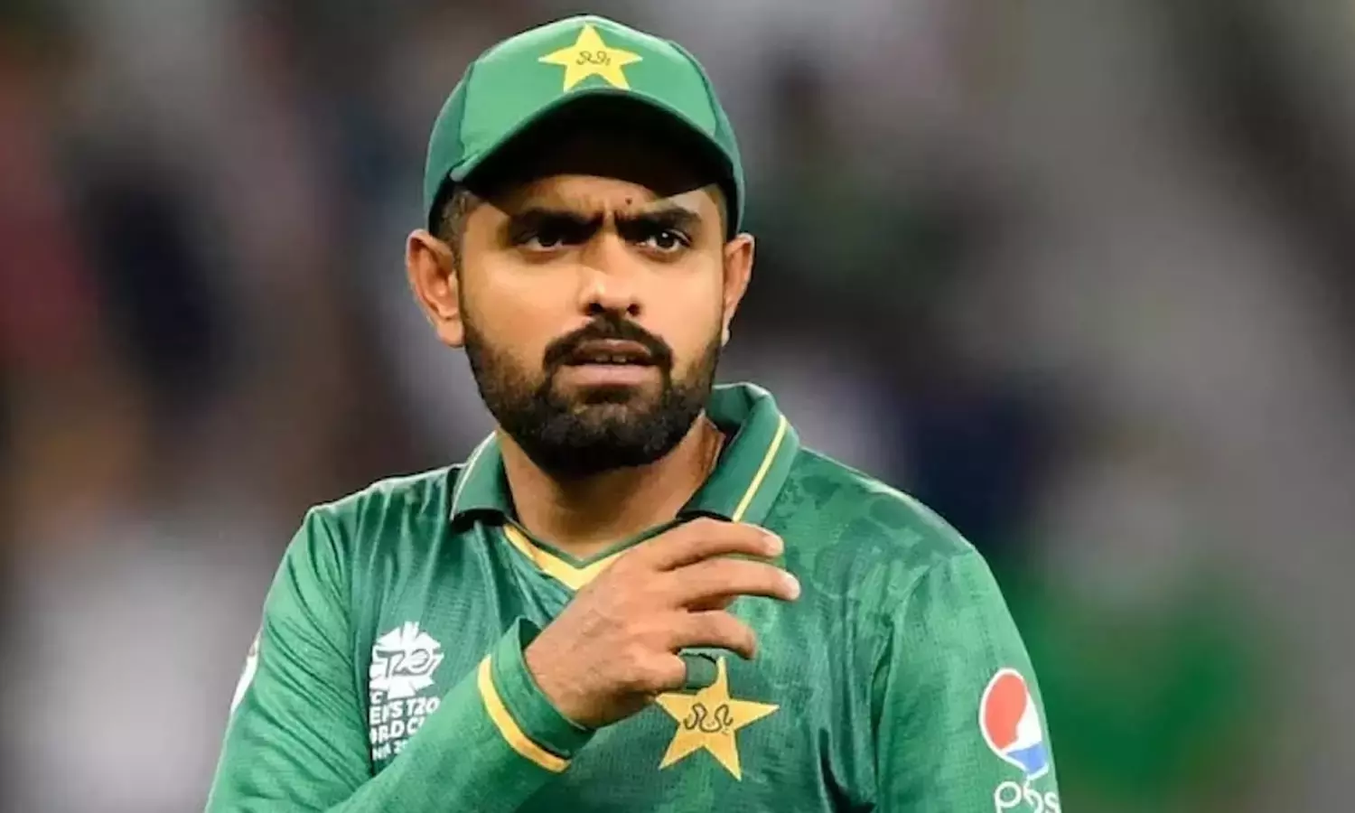 ஆப்கானிஸ்தானிடம் தோல்வி எதிரொலி: கேப்டன் பதவியில் இருந்து பாபர் அசாமை நீக்க வலியுறுத்தல்