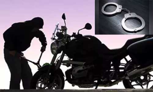 தொடர் திருட்டில் ஈடுபட்ட 3 வாலிபர்கள் கைது