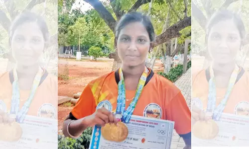 சர்வதேச வில்வித்தை போட்டியில் விளையாட பொருளாதார வசதி இன்றி தவிக்கும் மாணவி