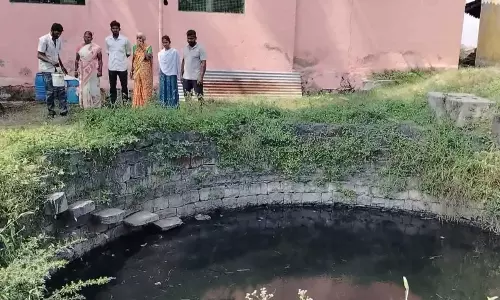 விவசாய கிணற்றில் காலாவதியான ஆயில் கலப்பு