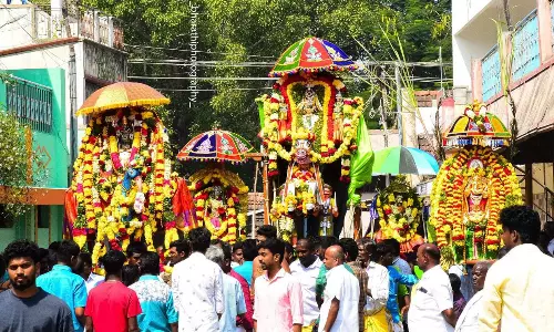 வன்னிமரம் குத்துதல் திருவிழா