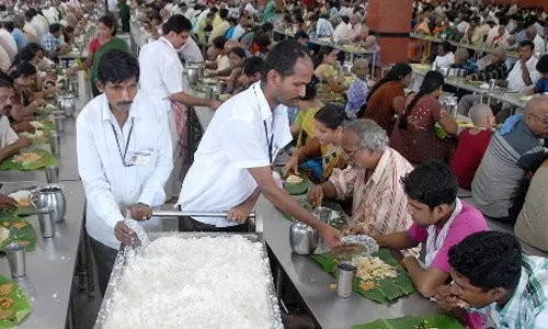 திருப்பதியில் ஒரு நாள் அன்னதானம் கொடுக்க ரூ.38 லட்சம் செலவாகிறது