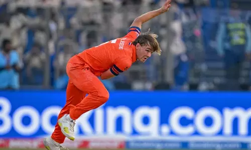 மோசமான சாதனை படைத்த பாஸ் டி லீடு