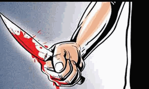 அண்ணன், தம்பியை கத்தியால் குத்திய 2 பேர் கைது