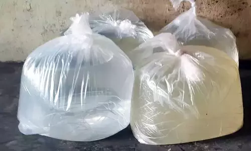 20 லிட்டர் சாராயம் பறிமுதல்