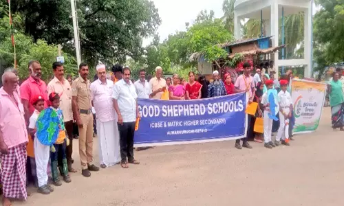 ரவணசமுத்திரம் ஊராட்சியில் பிளாஸ்டிக் ஒழிப்பு பேரணி