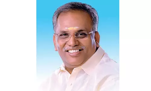 தலைமை செயலர் மீது மத்திய அரசிடம் புகார்