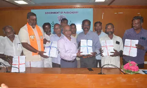 வரைவு வாக்காளர் பட்டியலில் புதுவை மாவட்டத்தில் 8 லட்சத்து 43 ஆயிரம் வாக்காளர்கள்