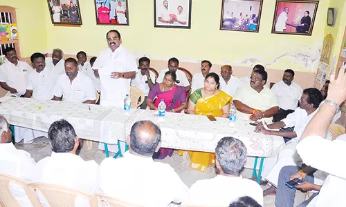 செங்கோட்டையில் அ.தி.மு.க. பூத் கமிட்டி ஆலோசனை கூட்டம்