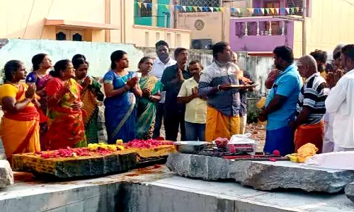 லட்சுமி நாராயண பெருமாள் கோவிலில் கட்டிடப்பணிகள்