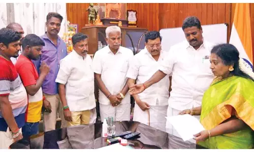 நீக்கப்பட்ட ஊழியர்களுக்கு பொதுபணிதுறையில் மீண்டும் பணி