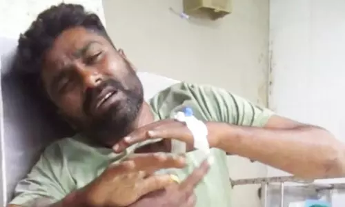 தாக்கி விட்டு தப்பியோட முயன்ற வழிப்பறி கொள்ளையனை துப்பாக்கியால் சுட்டு பிடித்த போலீசார்