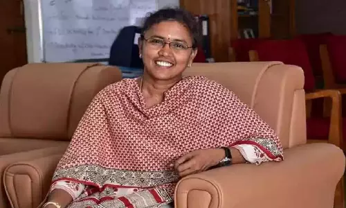 5 ஐபிஎஸ் அதிகாரிகள் பணியிட மாற்றம்- முதன்மை செயலாளர் அமுதா ஐஏஎஸ் உத்தரவு