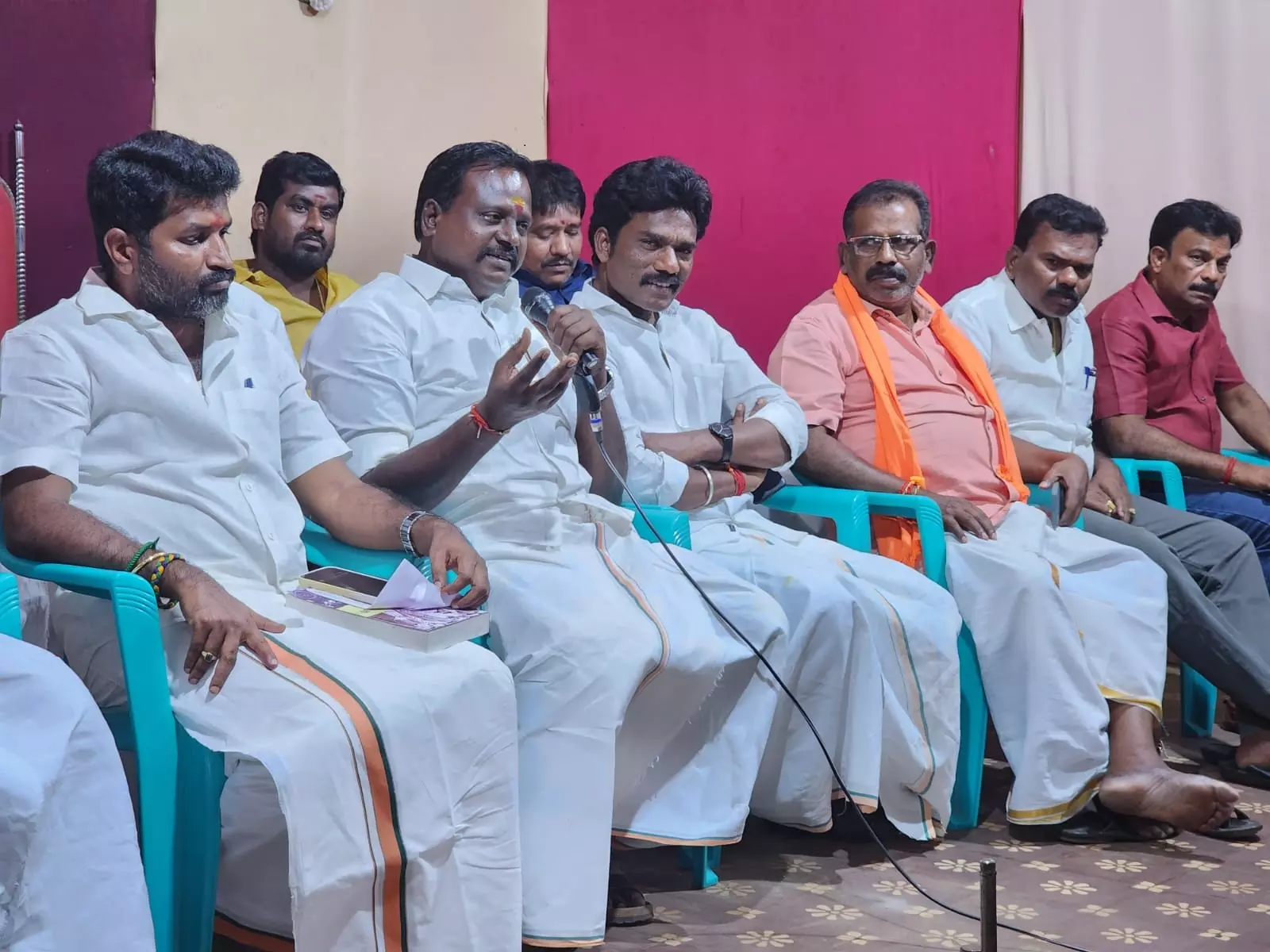 பா.ஜ.க. ஆலோசனை கூட்டம் பா.ஜ.க. ஆலோசனை கூட்டம்