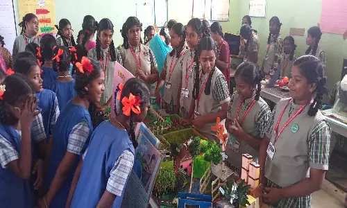 நிலக்கோட்டையில் பள்ளி மாணவ-மாணவிகளுக்கு அறிவியல் கண்காட்சி