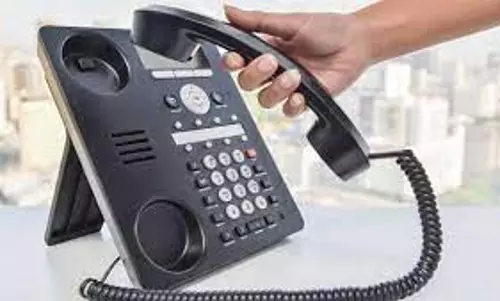 பெரம்பலூர் தேசிய நெடுஞ்சாலையில் விபத்து ஏற்பட்டால் 1033 என்ற எண்ணை உதவிக்கு அழைக்கலாம்