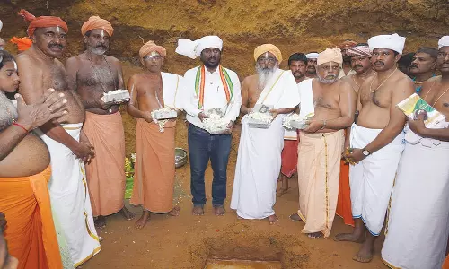 சந்தையடியில் அய்யா வைகுண்டசாமி கோவிலில் திருப்பணி தொடக்க விழா