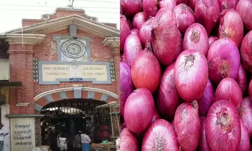 வேலூர் நேதாஜி மார்க்கெட்டில் ஒரு கிலோ வெங்காயம் ரூ.70-க்கு விற்பனை