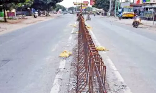 வேலூர் பழைய பைபாஸ் சாலை விரிவாக்கம் செய்யும் பணி