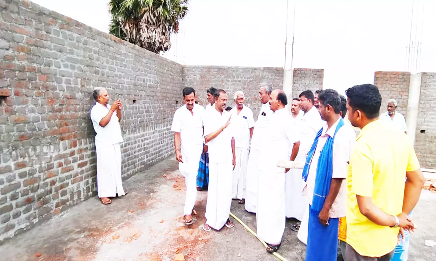 சமுதாயக்கூடம் கட்டும் பணி சமுதாயக்கூடம் கட்டும் பணி