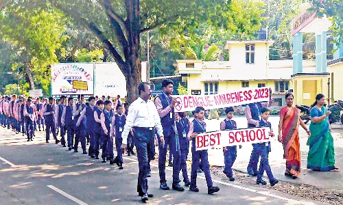 பெஸ்ட் மேல்நிலைப்பள்ளியில் டெங்கு விழிப்புணர்வு பேரணி