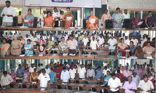 லஞ்ச ஒழிப்பு வாரத்தை முன்னிட்டு கலெக்டர் பூங்கொடி தலைமையில் நேர்மை உறுதிமொழி ஏற்பு