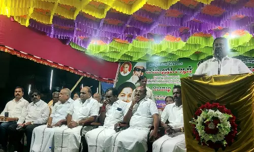 ஊத்துமலையில் அ.தி.மு.க. பொதுக்கூட்டம்