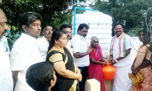 களக்காட்டில் 2 இடங்களில் புதிய சின்டெக்ஸ் குடிநீர் தொட்டி அமைப்பு-ரூபி மனோகரன் எம்.எல்.ஏ. திறந்து வைத்தார்