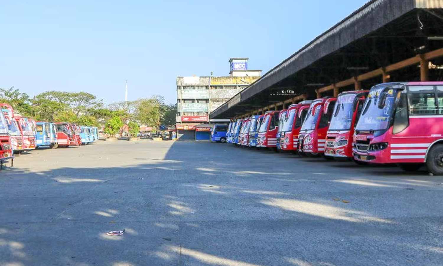 கேரளாவில் இன்று தனியார் பஸ்கள் வேலைநிறுத்தம்: சீட் பெல்ட் கட்டாயத்தை கைவிட வலியுறுத்தல்