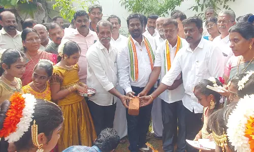 குமாரபுரம் அரசு ஆரம்ப பள்ளியில் ரூ.12 லட்சம் செலவில் கூடுதல் வகுப்பறை கட்டிடம்