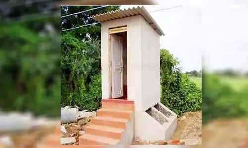 வீடுகளில்  தனிநபர் இல்ல கழிப்பறை கட்டும் பணிடிசம்பர் மாதத்திற்குள்  முடிக்க  திட்டம்