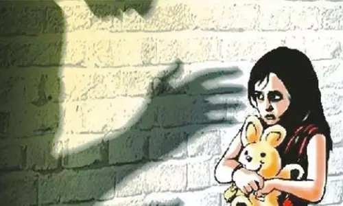 12 வயது சிறுமியை கர்ப்பமாக்கிய முதியவர் போக்சோ வழக்கில் கைது