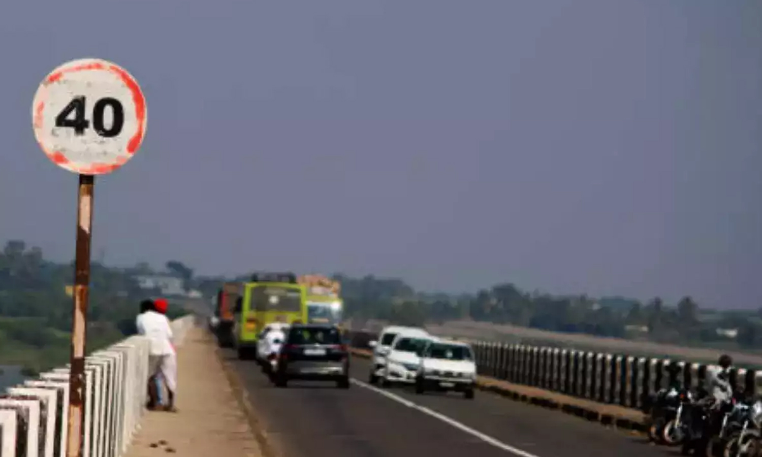 வாகனங்களுக்கு வேக வரம்பு நிர்ணயம்- சென்னை பெருநகர காவல்துறை | Chennai  Metropolitan Police Fixed speed limit for vehicles