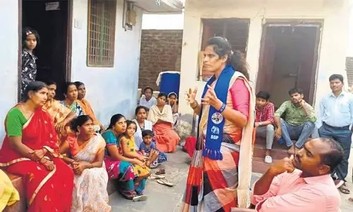 தெலுங்கானாவில் முதன் முறையாக சட்டமன்ற தேர்தலில் திருநங்கை போட்டி