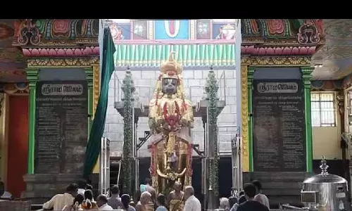 நாமக்கல் ஆஞ்சநேயர் கோவிலில் நடைபெறும் சிறப்பு பூஜைகள்