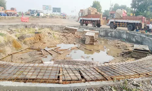 ஆற்காடு டவுன் சந்திப்பில் புதிய ரவுண்டானா