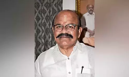 அ.தி.மு.க.வினர் வீடு வீடாக சென்று வாக்காளா் பட்டியலை சரிபாா்க்க வேண்டும் - பொள்ளாச்சி ஜெயராமன் எம்.எல்.ஏ., அறிவுறுத்தல்