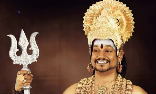 மதுரை ஆதீனத்தை தனது வழக்கில் எதிர் மனுதாரராக சேர்த்ததை ரத்து செய்யக்கோரி நித்யானந்தா மனு