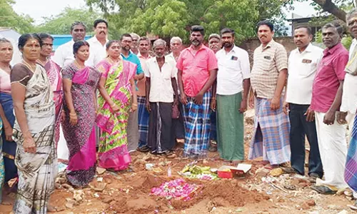 சாத்தான்குளம் அருகே புதிய ரேஷன் கடை கட்ட பூமி பூஜை