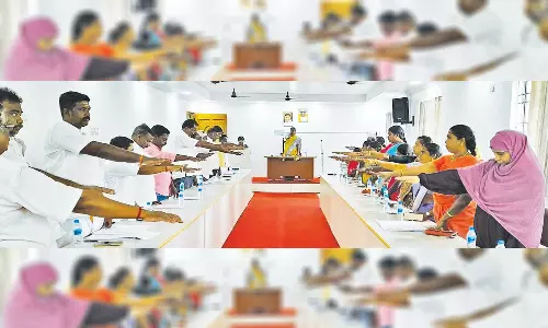 திருத்துறைப்பூண்டி நகர்மன்ற கூட்டம்