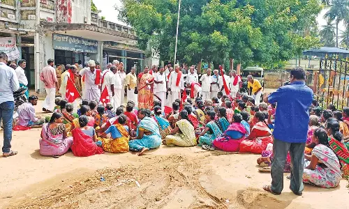 மதுக்கூரில், மா. கம்யூனிஸ்டு கட்சியினர் போராட்டம்